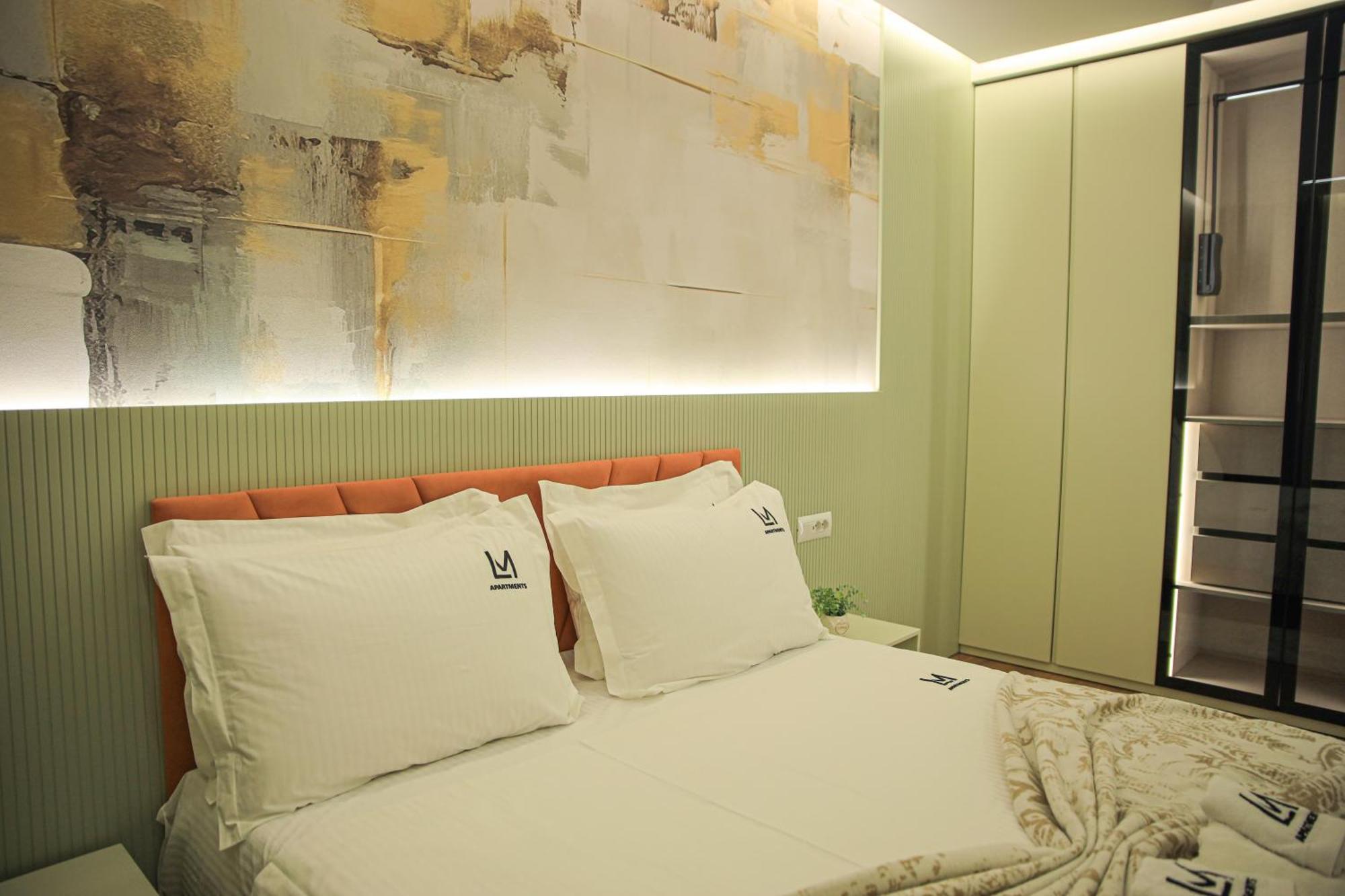 Apartment Lm *