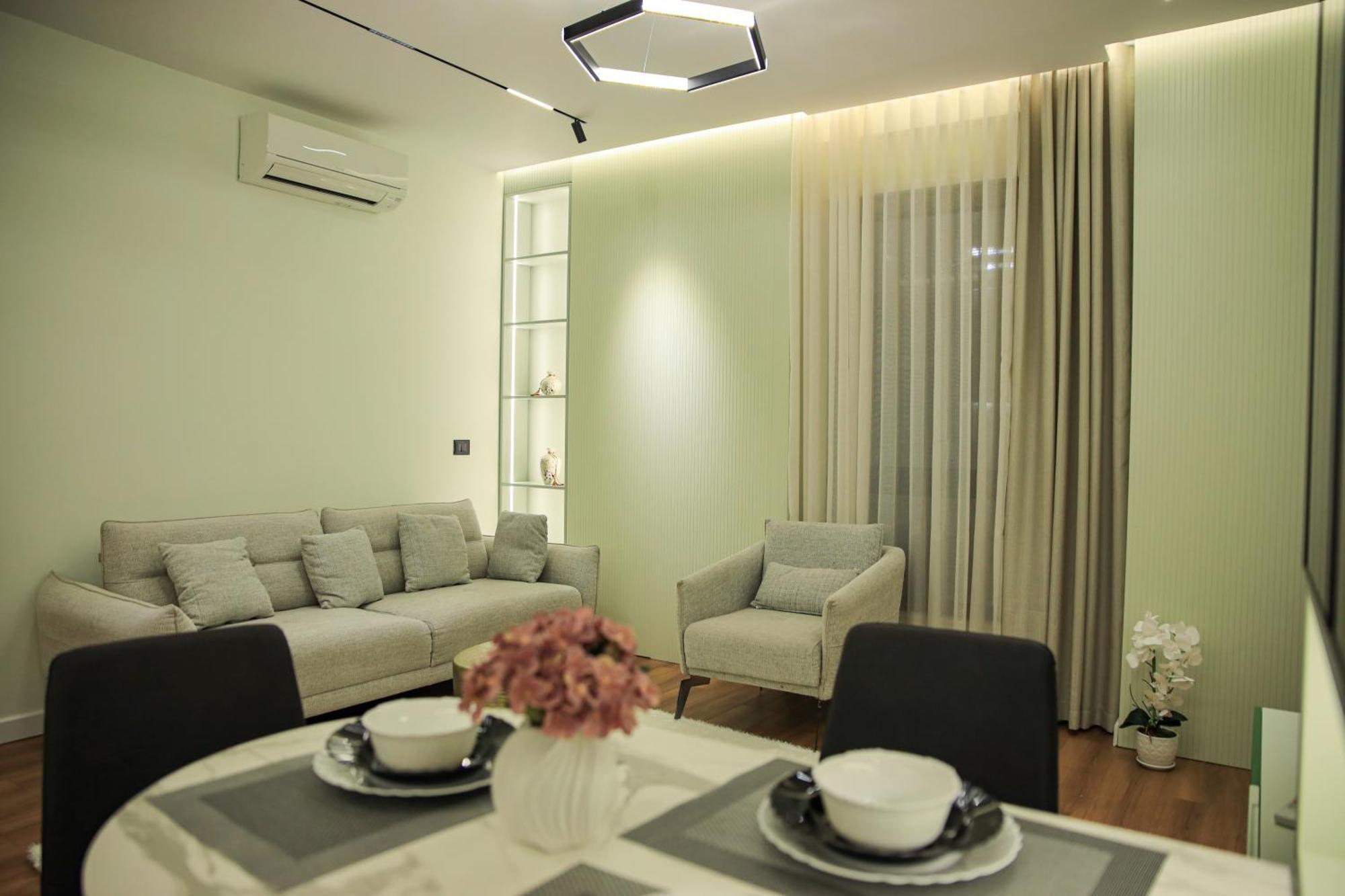Lm Apartment Tirana