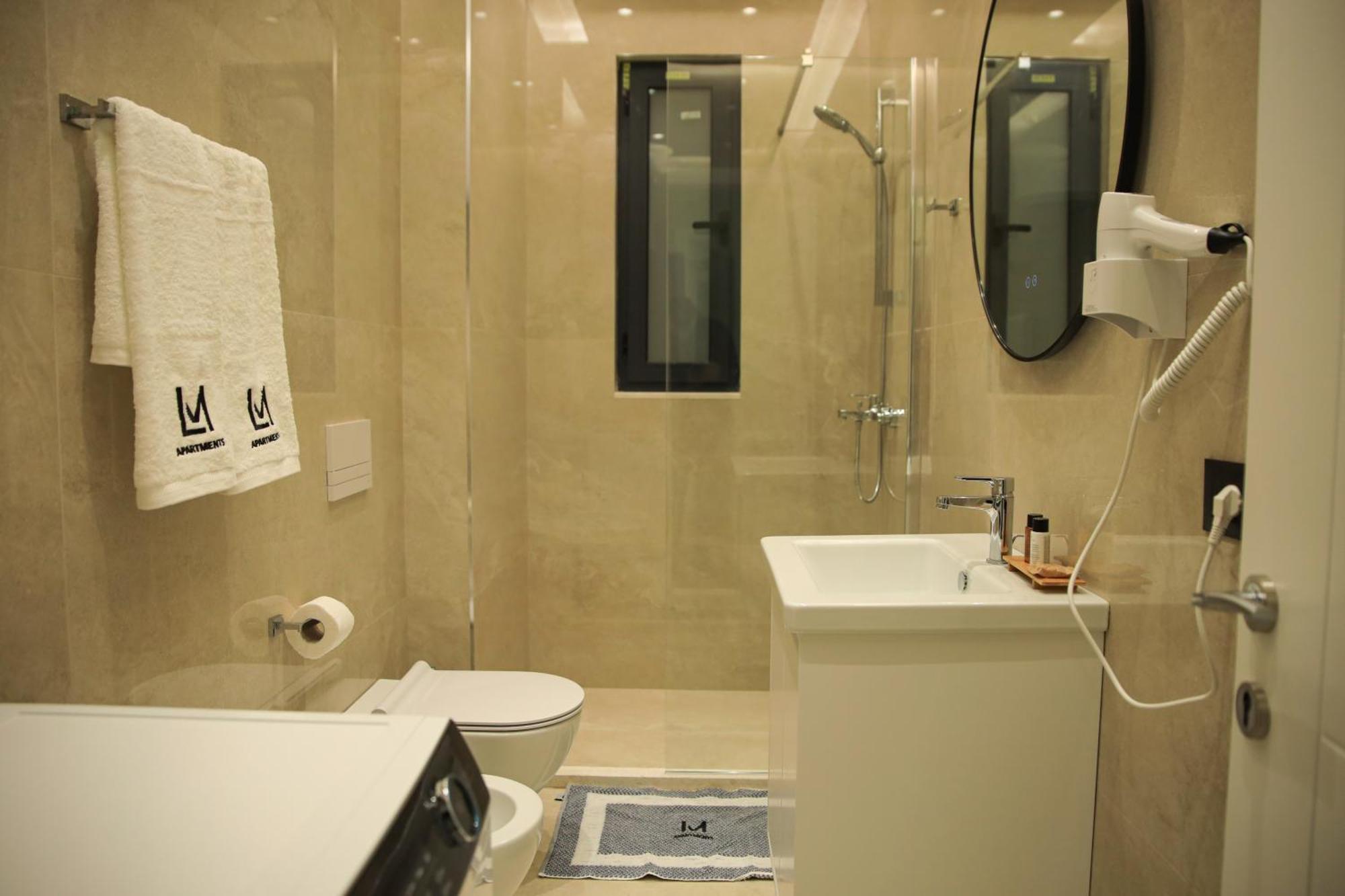 Apartment Lm Tirana